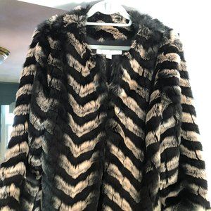 Faux fur short jacket
